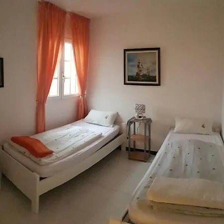 Appartamento Traumwohnung Mit Herrlicher Terrasse ,wlan Pool, Gruengelegener Anlage