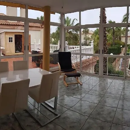 Traumwohnung Mit Herrlicher Terrasse ,wlan Pool, Gruengelegener Anlage Torrevieja