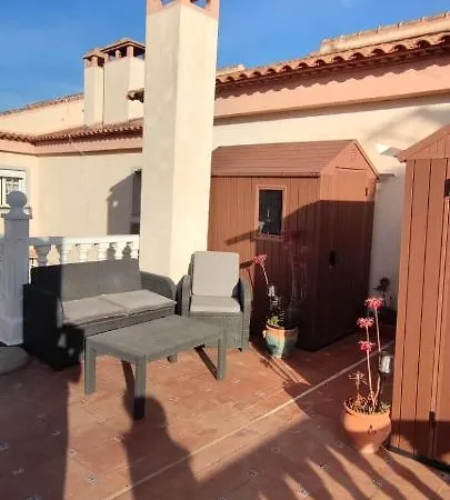Appartamento Traumwohnung Mit Herrlicher Terrasse ,wlan Pool, Gruengelegener Anlage *